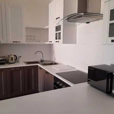 Apartment No. 12c2s, Fort Chambray *