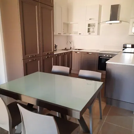 Apartment No. 12c2s, Fort Chambray